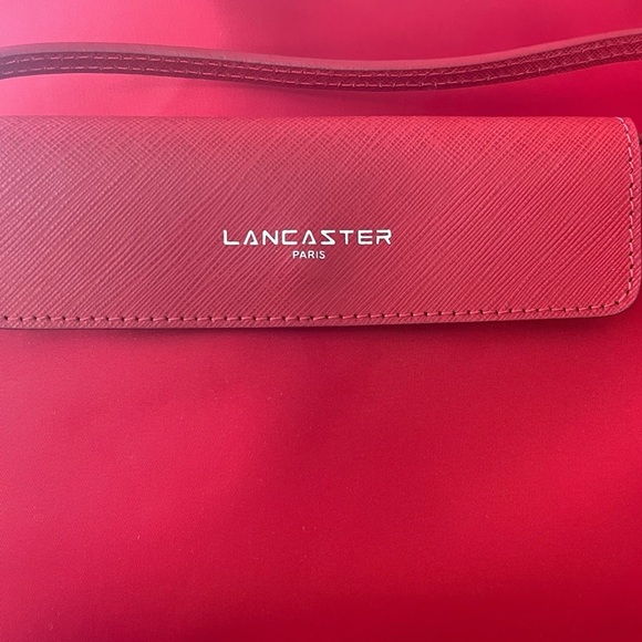 Lancaster Paris made in France large red nylon tote and Clutch Set almost new - Picture 3 of 5